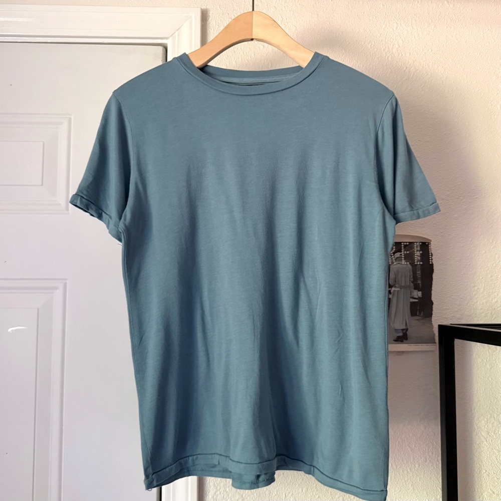 BACK‎ BEAT CO. Dusty blue hemp organic cotton knit crew neck short sleeve tee